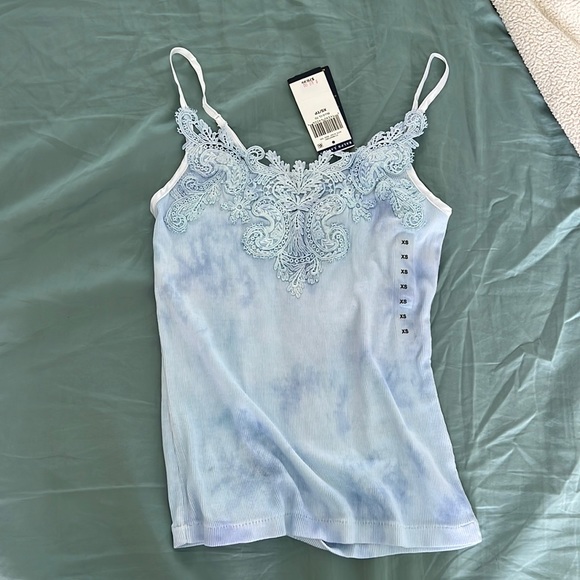 Top - Picture 1 of 1